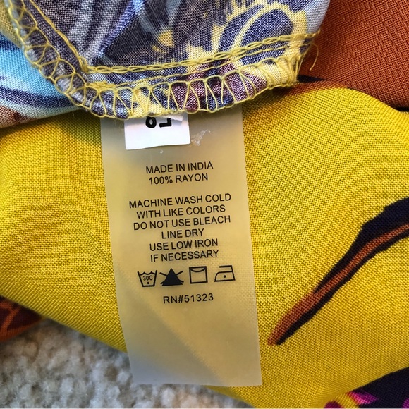 Vince Camuto Floral Maxi Dress - Picture 10 of 11